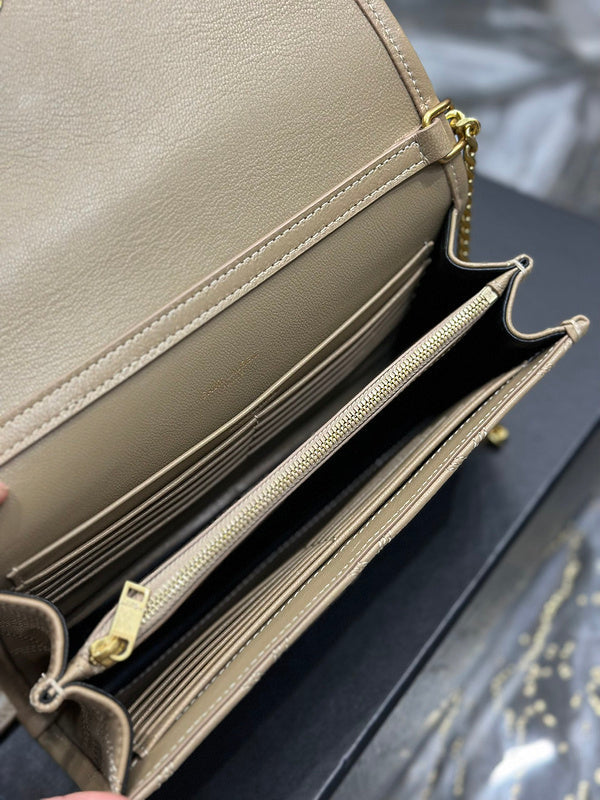 Amelia - YSL Bag - 2465