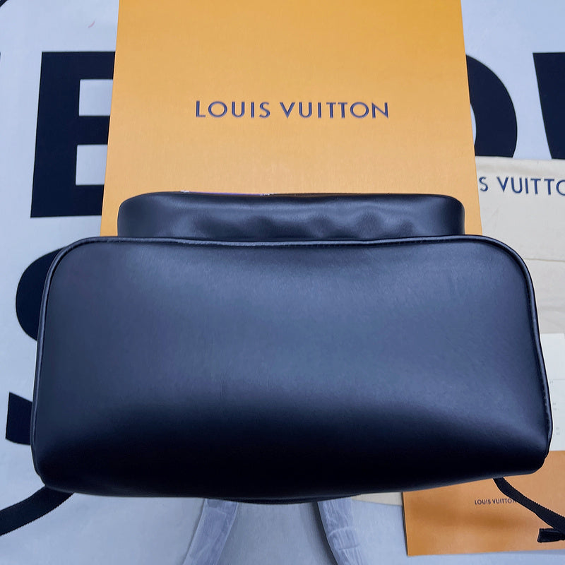 Fan Fashion Lu-Vi bags - 9612