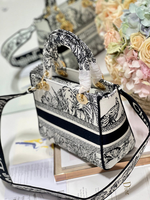 Amelia-LAON - DOR Bags - 078