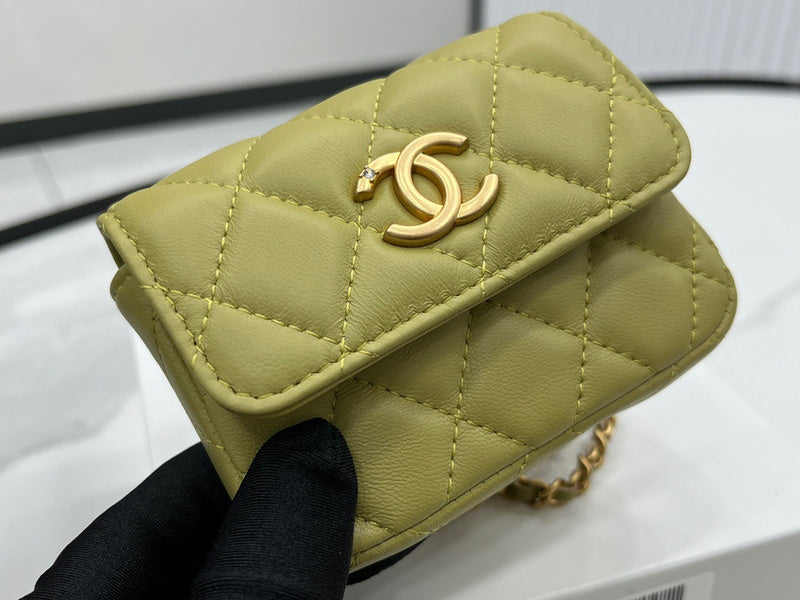 Wellow Bags - Chanel - Bags  - 234