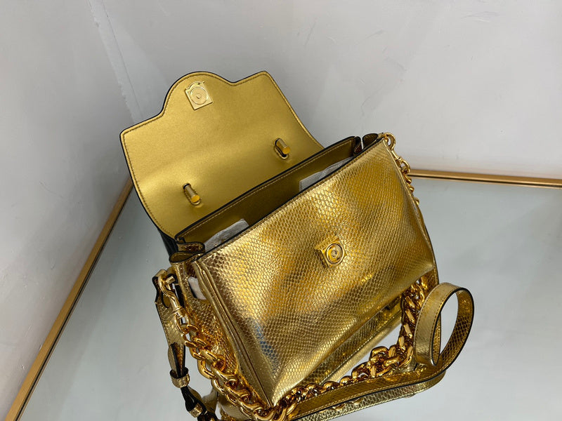 Amelia's Bag Gallery - VAR Bags - 006