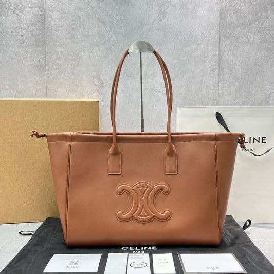 CE Cabas Drawstring Cuir Triomphe Tan For Women 17in/44Amelia199973DU3.04LU