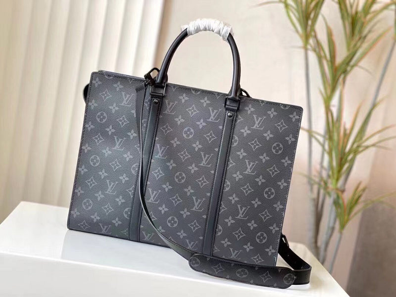 Fan Fashion Lu-Vi bags - 17120