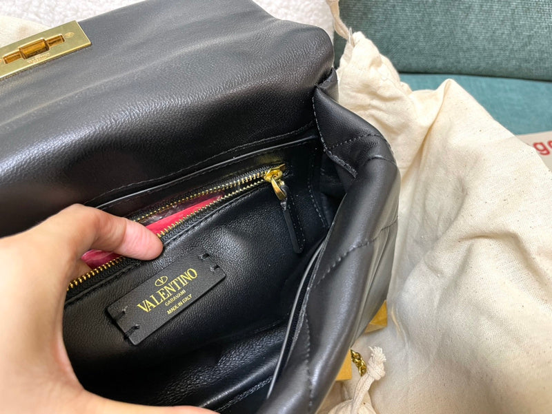Amelia's Bag Gallery - VEL Bags - 1447