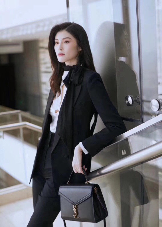 Amelia - YSL Bag - 3745