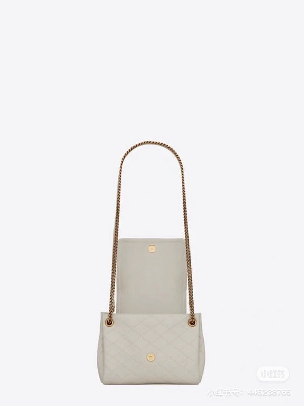 Amelia - YSL Bag - 3759