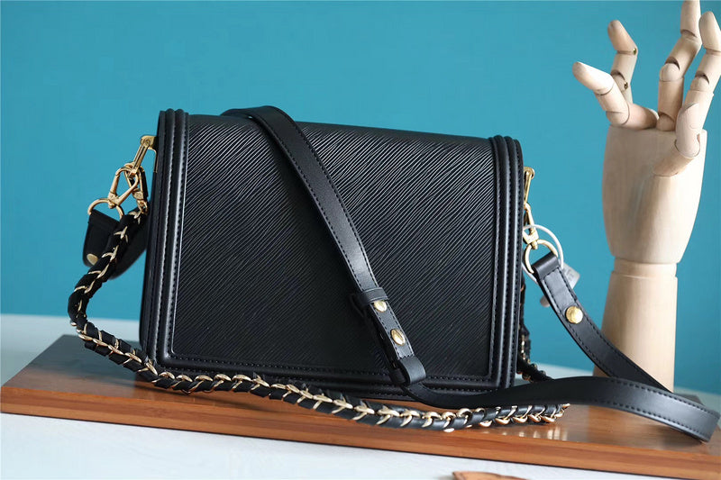 Fan Fashion Lu-Vi bags - 8136