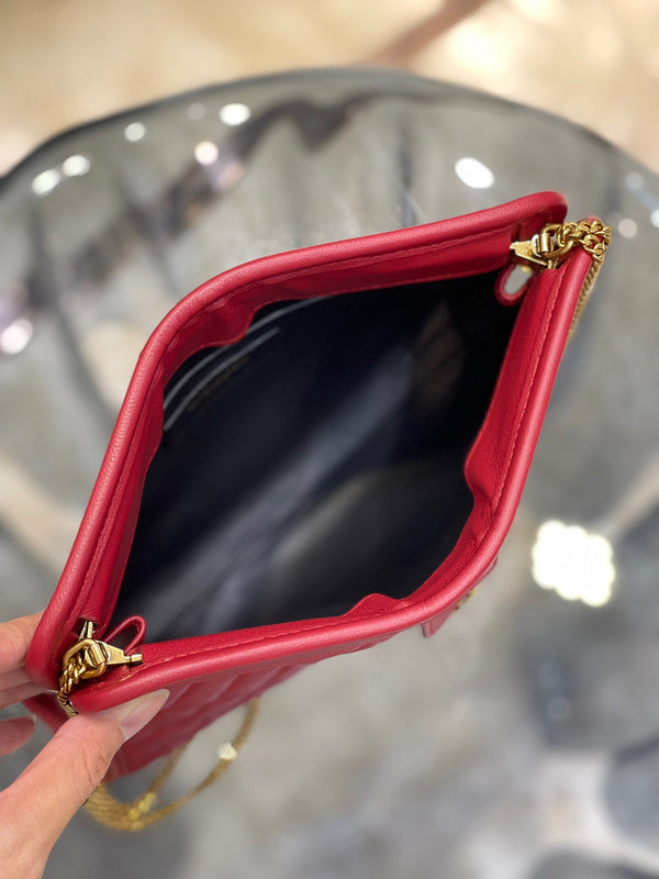 Amelia - YSL Bag - 3755