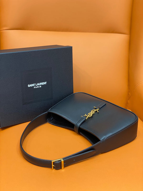 Amelia - YSL Bag - 2005