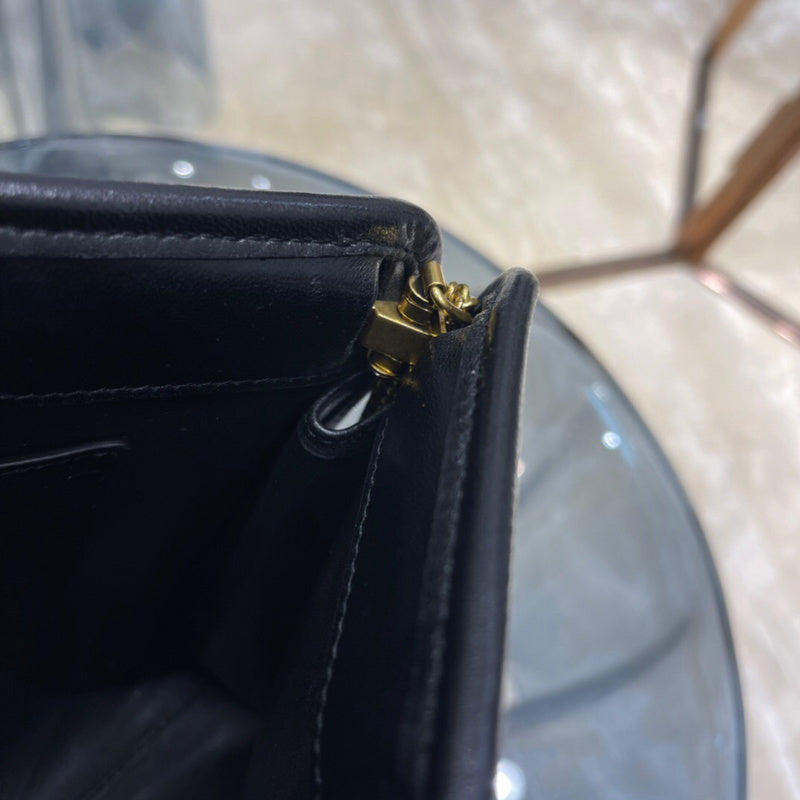 Amelia - YSL Bag - 3755