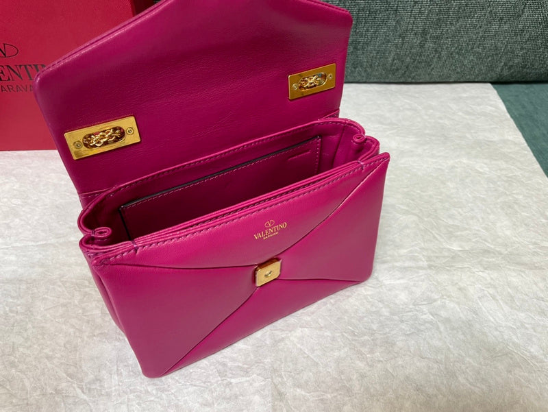 Amelia's Bag Gallery - VEL Bags - 1172