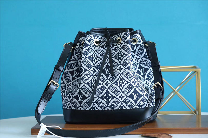 Fan Fashion Lu-Vi bags - 8549