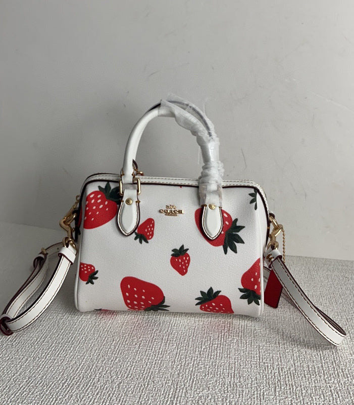 Amelia-i CAH Bags - 215