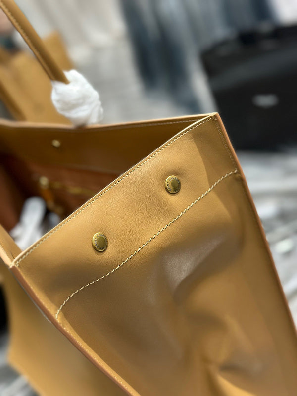 Amelia - YSL Bag - 3973
