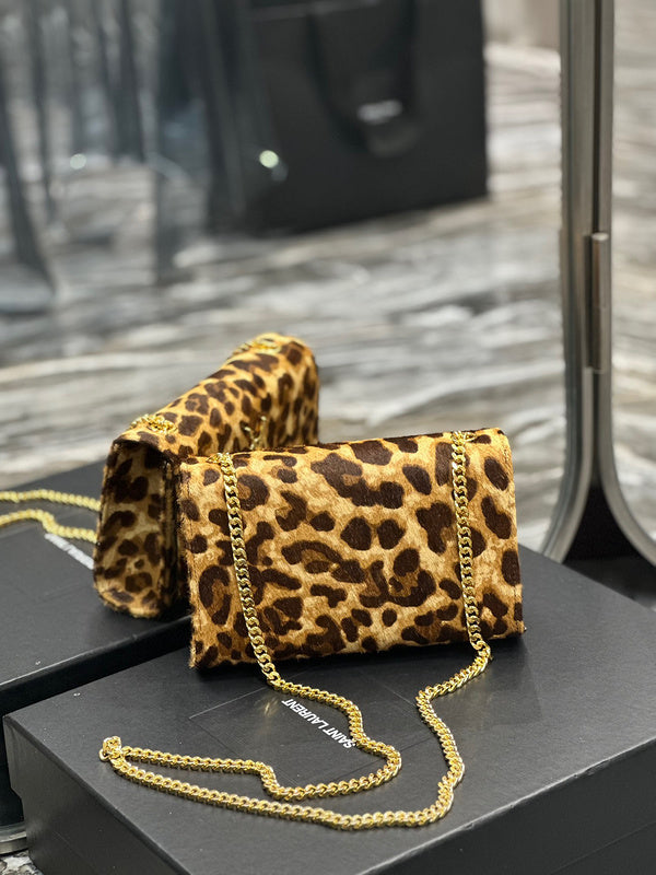 Amelia - YSL Bag - 3898