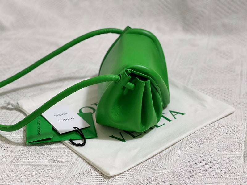 B-VENETA STYLISH HANBAGS FOR WOMEN - - 021