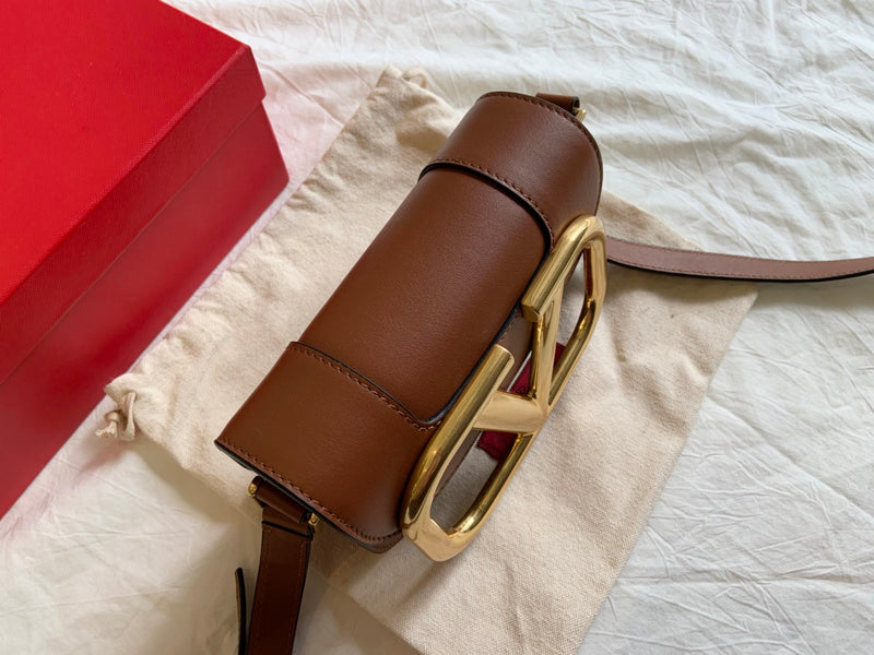 VAL LUXURY BAGS - FOR FASHION LOVERS  AFFORDABLE LUXURY BAGS- 722