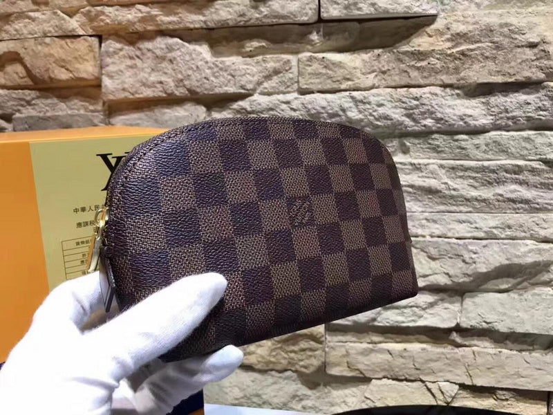 Fan Fashion Lu-Vi bags - 17880