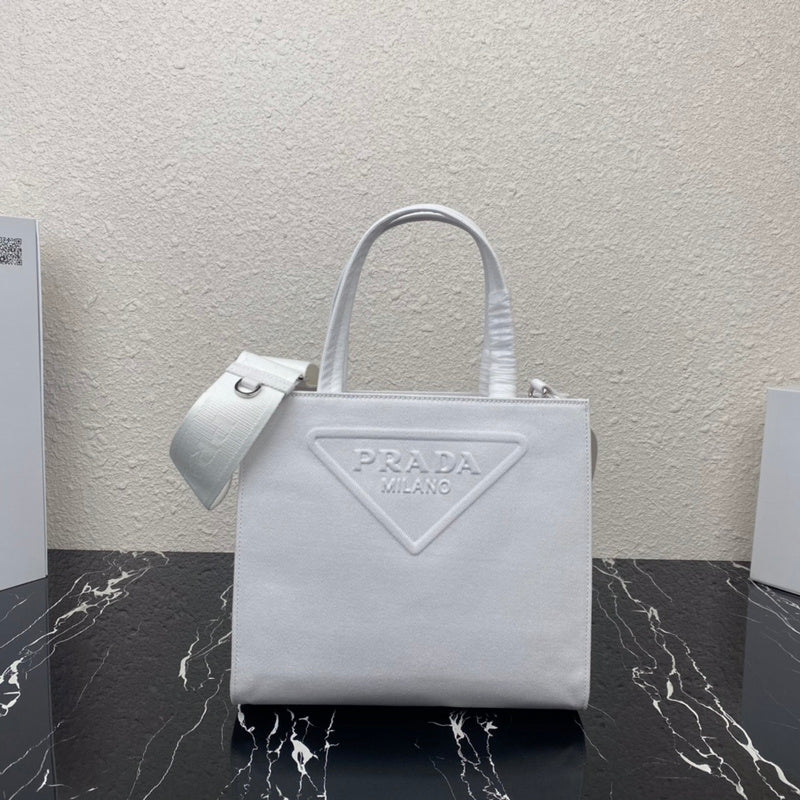 Amelia- PRDA  LUXURY BAGS - 840