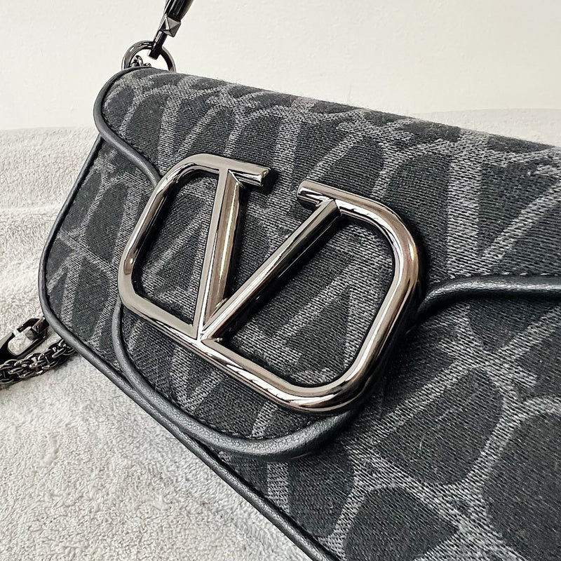 Amelia's Bag Gallery - VEL Bags - 617