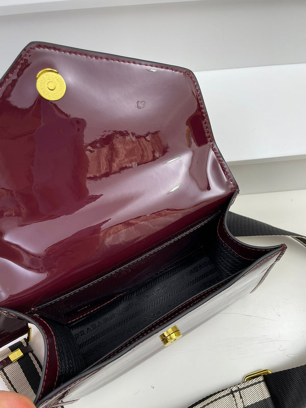 Amelia- PRDA  LUXURY BAGS - 905