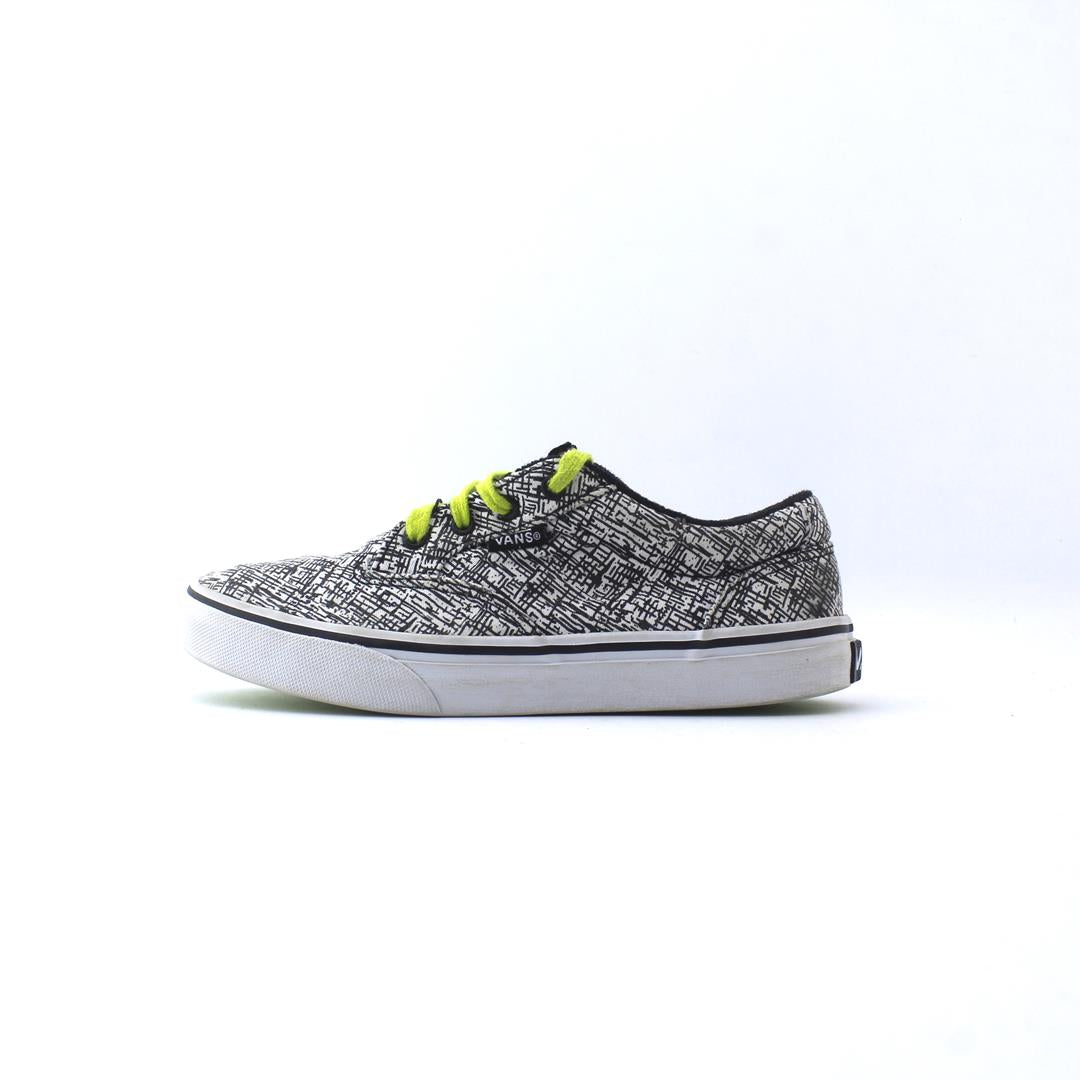 VANS .