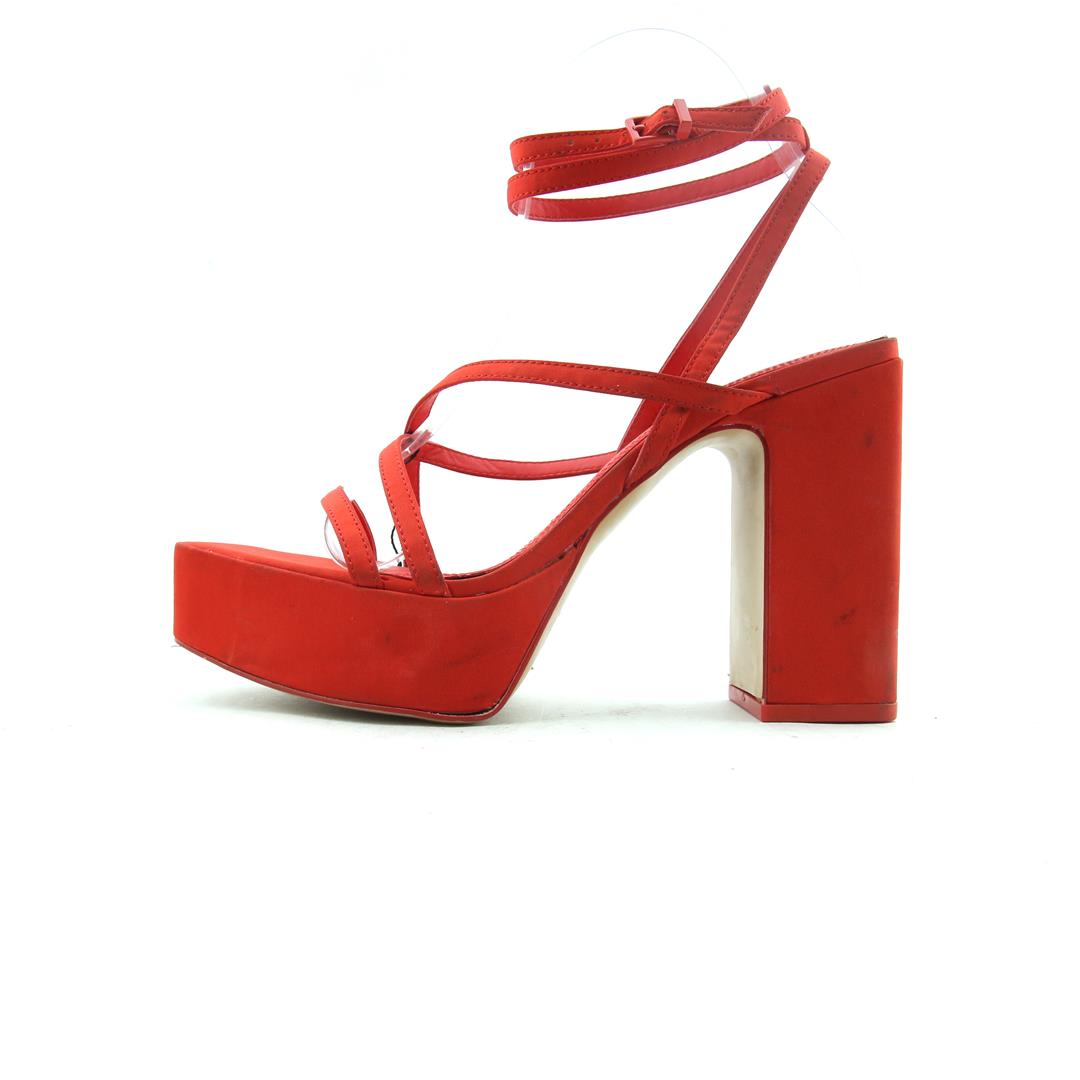 STRADIVARIUS .