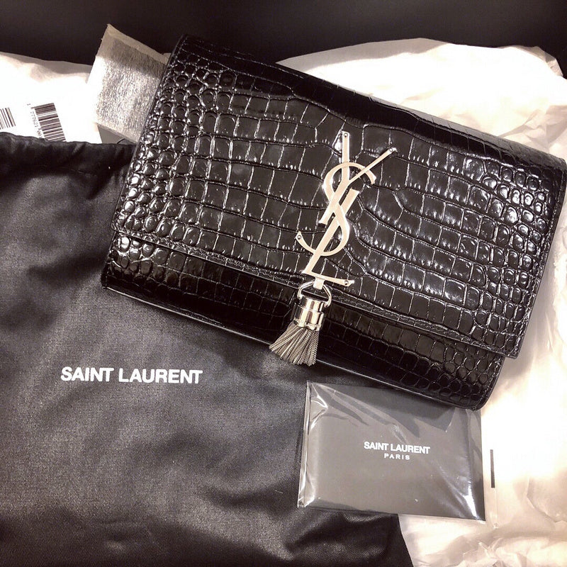 Amelia - YSL Bag - 3784