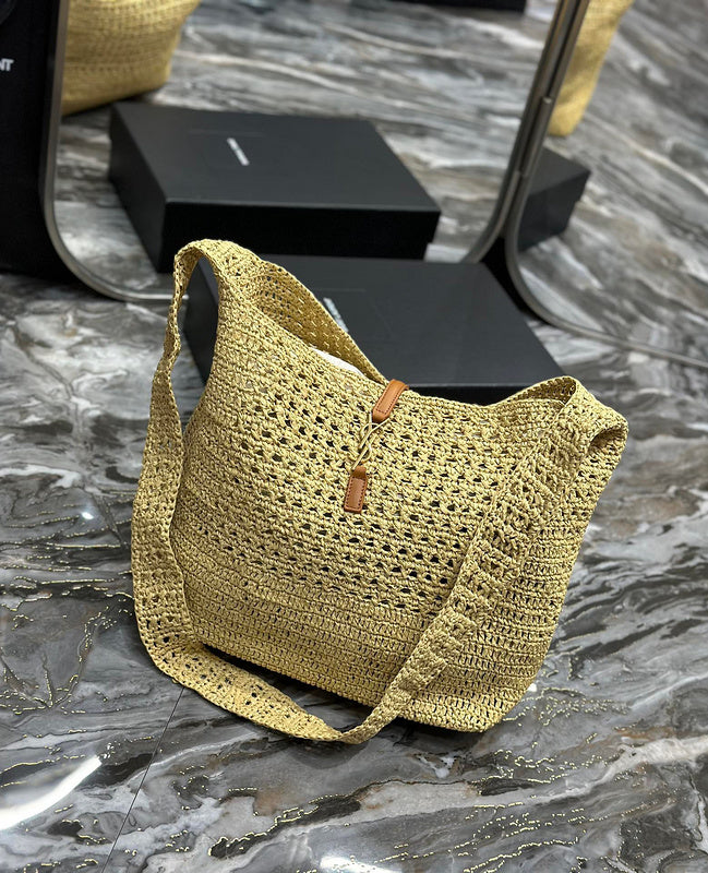 Amelia - YSL Bag - 3935