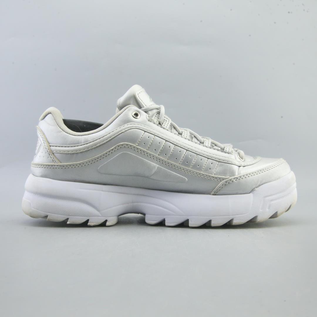 AVIA MEMORY FOAM