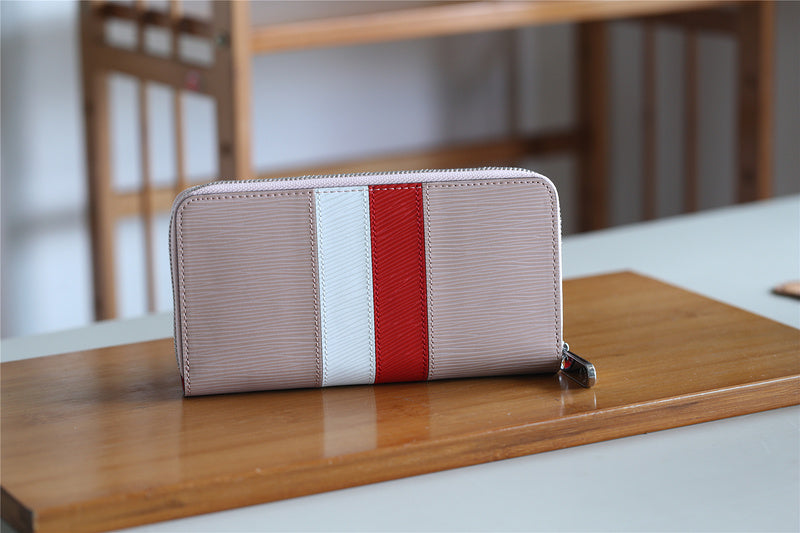 Fan Fashion Lu-Vi bags - 9299