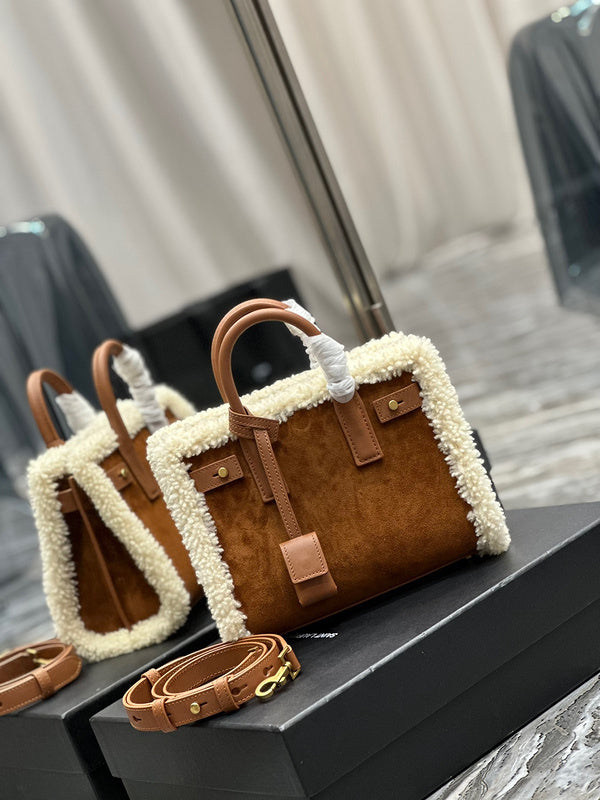 Amelia - YSL Bag - 3938