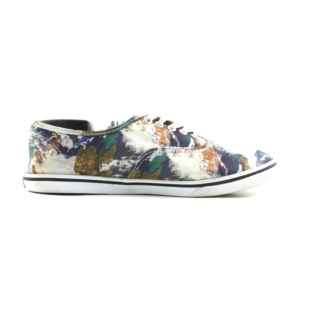 VANS AUTHENTIC