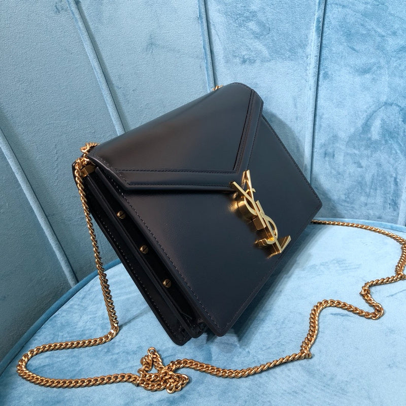 Amelia - YSL Bag - 2270