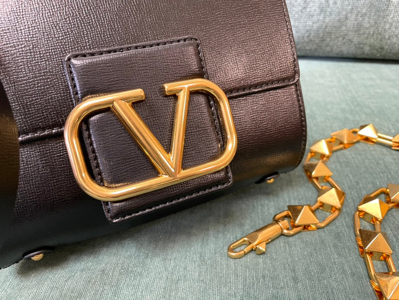 VAL LUXURY BAGS - FOR FASHION LOVERS  AFFORDABLE LUXURY BAGS- 557