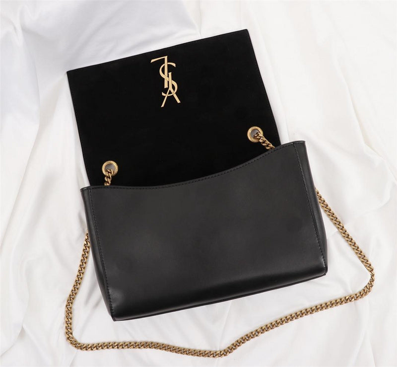 Amelia - YSL Bag - 2871