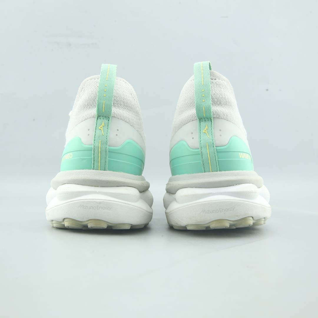 MIZUNO  WAVE SKY NEO