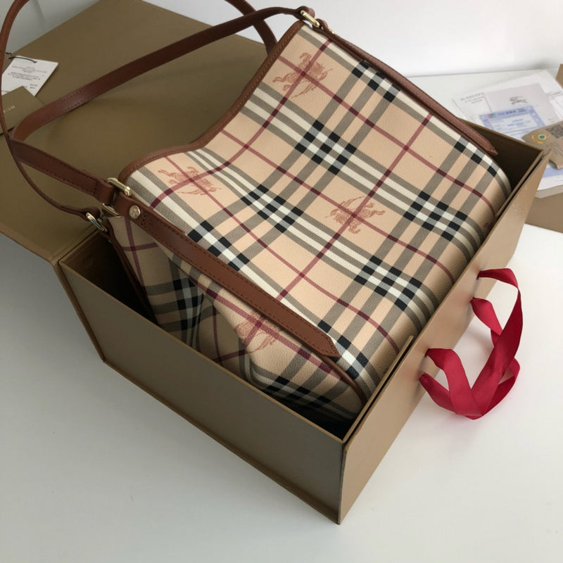 Burberry Bags - Bagsattire   347