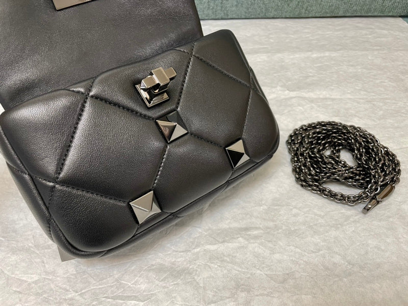 VAL LUXURY BAGS - FOR FASHION LOVERS  AFFORDABLE LUXURY BAGS- 549