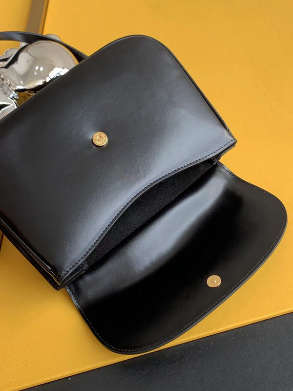 Amelia - YSL Bag - 4198