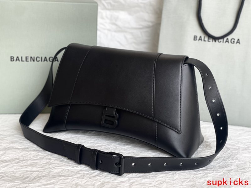 Amelia- BG Hourglass Bags - 035