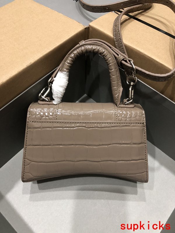 Amelia- BG Hourglass Bags - 105