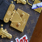Fan Fashion Lu-Vi bags - 8215