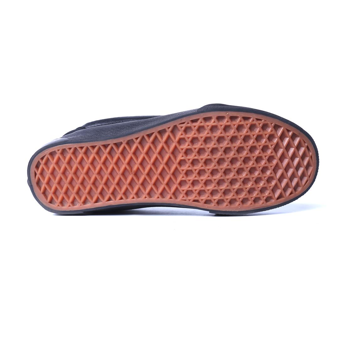 VANS KNU SKOOL