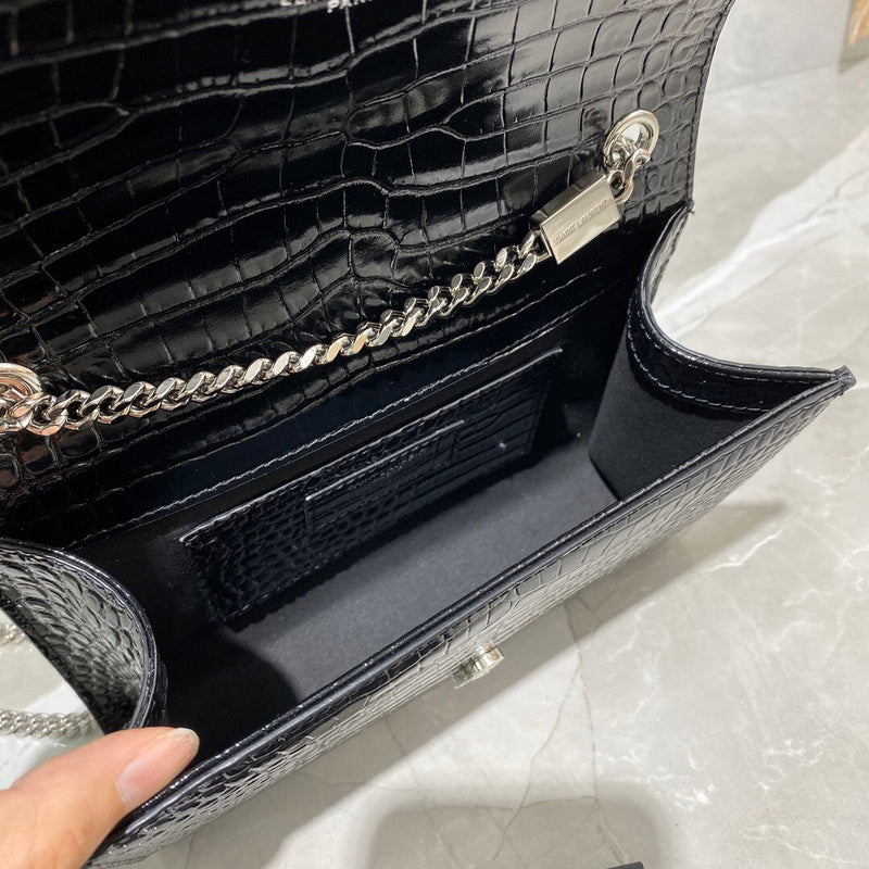 Amelia - YSL Bag - 4032