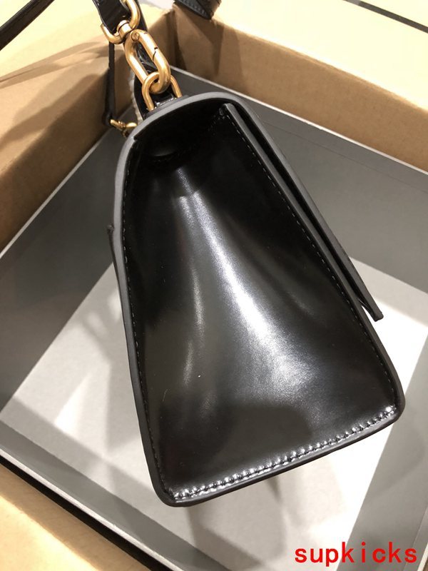 Amelia- BG Hourglass Bags - 047