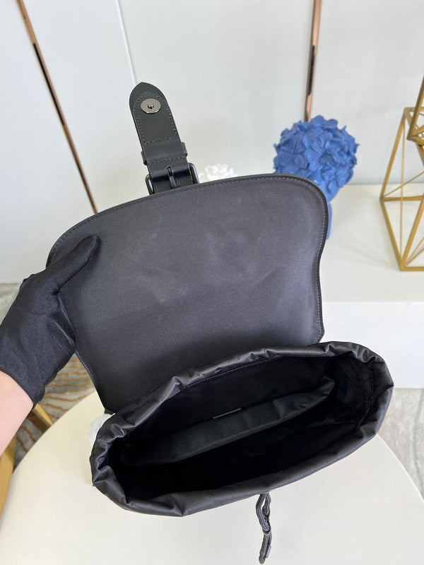 Fan Fashion Lu-Vi Bags - 16929