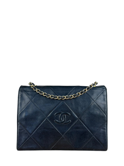 Chanel Black Diamond Stitch Flap CC Bag 1988