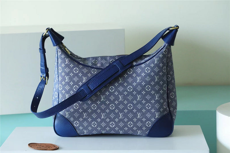 Fan Fashion Lu-Vi bags - 9944