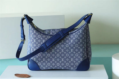 Fan Fashion Lu-Vi bags - 9944